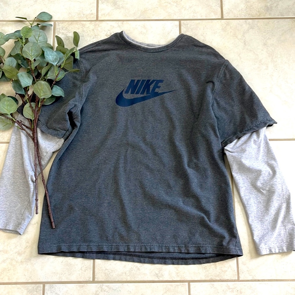 NIKE double layered shirt men Size L